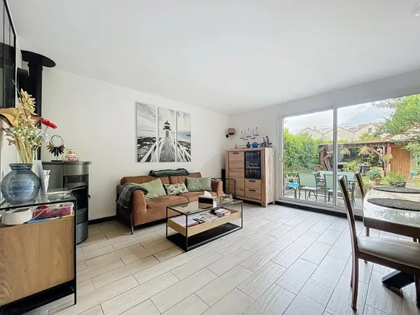 Maison 5 pièces 126 m²  Montigny-le-Bretonneux