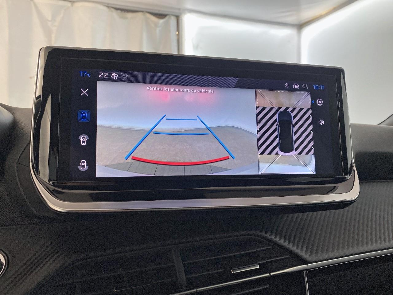 Peugeot 2008 hybrid 145 ch e-dcs6 allure — photo 17