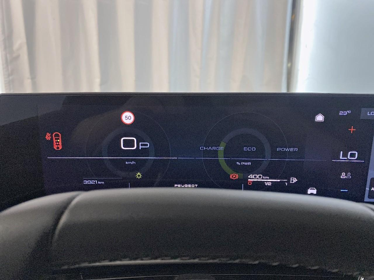 Peugeot 5008 hybrid 145 ch e-dcs6 allure — photo 13