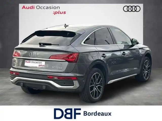 Audi Q5 50 tfsie 299 s tronic 7 quattro s line — photo 5