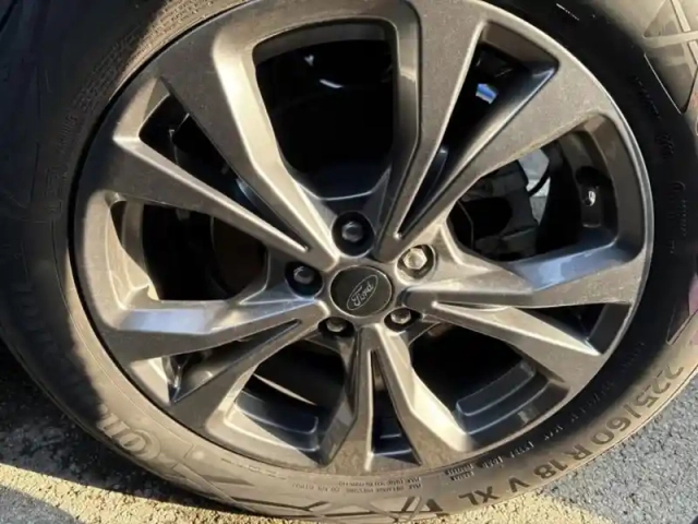 Ford Kuga 2.5 duratec 225 ch phev st-line bva — photo 9