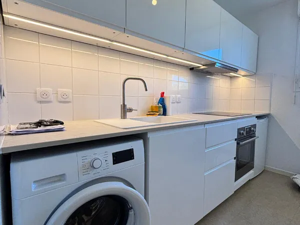 Beau T2 meublé residence sécurisée