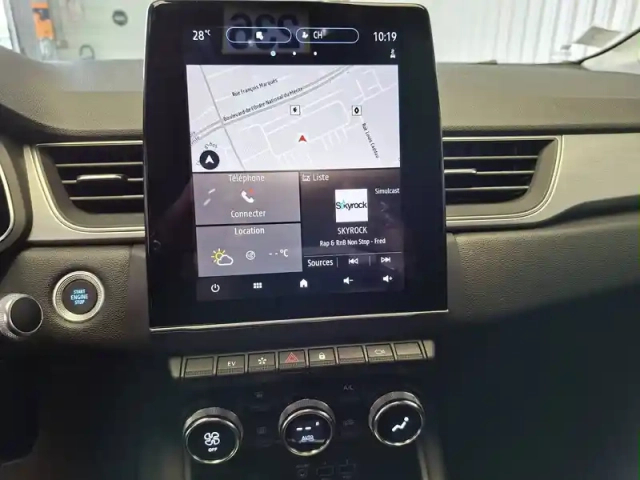 Renault Captur e-tech plug-in 160 - 21 — photo 40