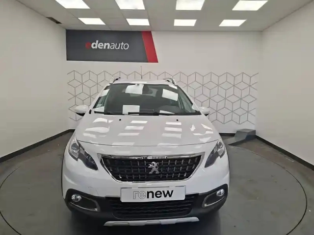 Peugeot 2008 1.2 puretech 110ch s&amp;s bvm5 — photo 11