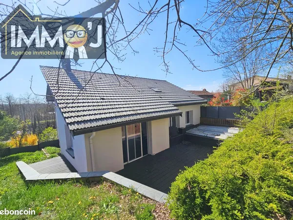 Maison 8 pièces 196 m²