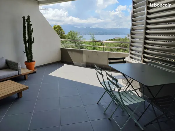 T2 meublé Aspretto vue mer