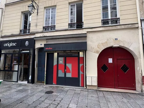 Boutique 2 pièces 204 m²