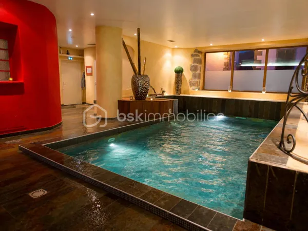 Immeuble 27 pièces 1093 m²