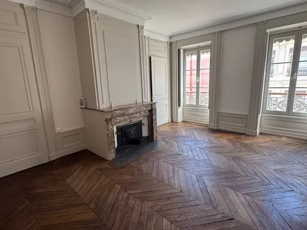 Appartement 3 pièces 107 m²