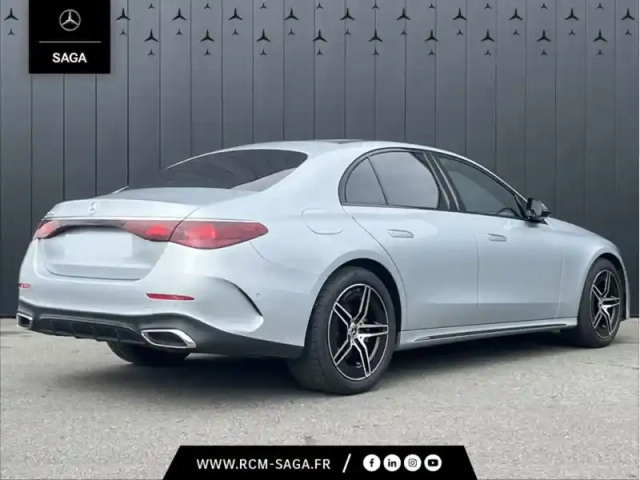 Mercedes Classe E berline 220 d amg line — photo 3