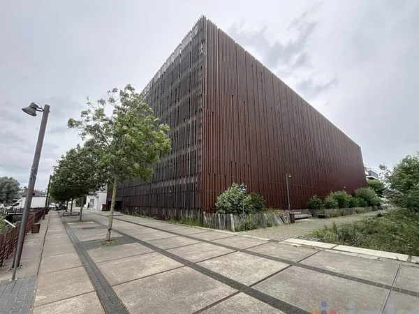 Parking 35 m²