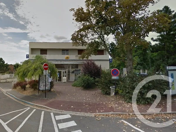 Murs commerciaux 651 m²