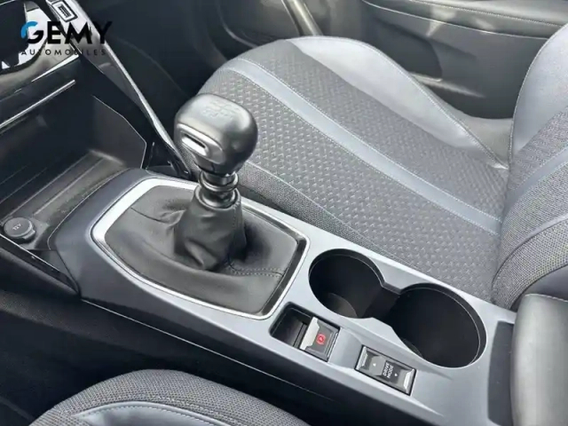 Peugeot 2008 puretech 100 s&amp;s bvm6 — photo 46