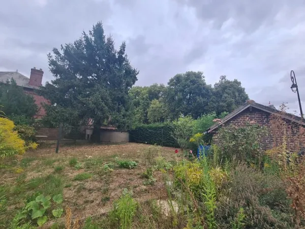 Terrain constructible 337 m²