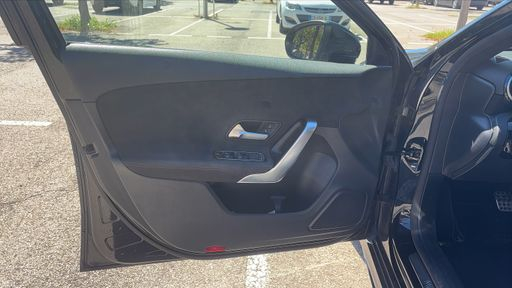 Mercedes Classe A 200 d 150 8G-Tronic - AMG Line – 2019 – 101356 km – Diesel – Boîte Automatique — photo 38
