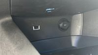 Peugeot 3008 Plug-in Hybrid4 300ch GT e-EAT8 — photo 16