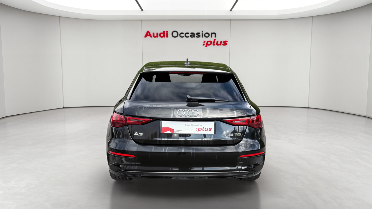 Audi A3 Sportback 35 TDI 150 S tronic 7 — photo 4