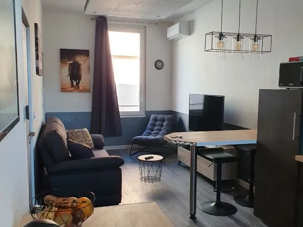 Chambre meublée en colocation T3 rénové - Clim, Wifi & Charges incluses - 5 min Facultés