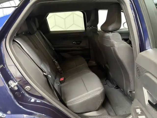 Nissan Micra electrique 52kwh 150ch — photo 6