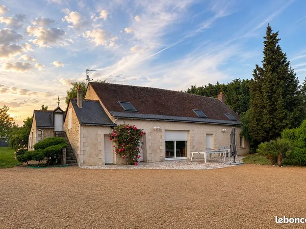 Maison type longère, grange, terrain clos