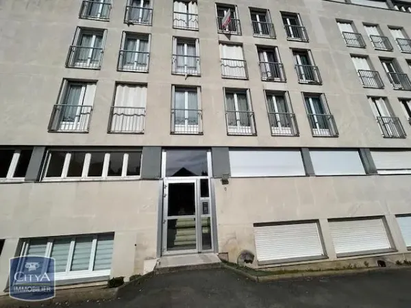 Stationnement Location Le Mans   65€