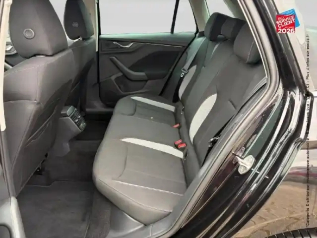 Skoda Kamiq 1.0 tsi evo 2 116ch selection dsg7 — photo 11