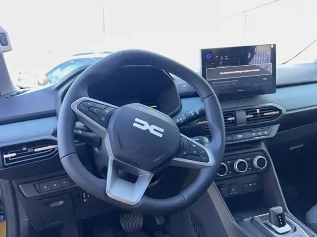 Dacia Sandero eco-g 120 auto — photo 66
