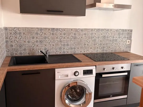 T2 Lumineux 50 m² avec Balcon et Parking - (Kerfeunteun)