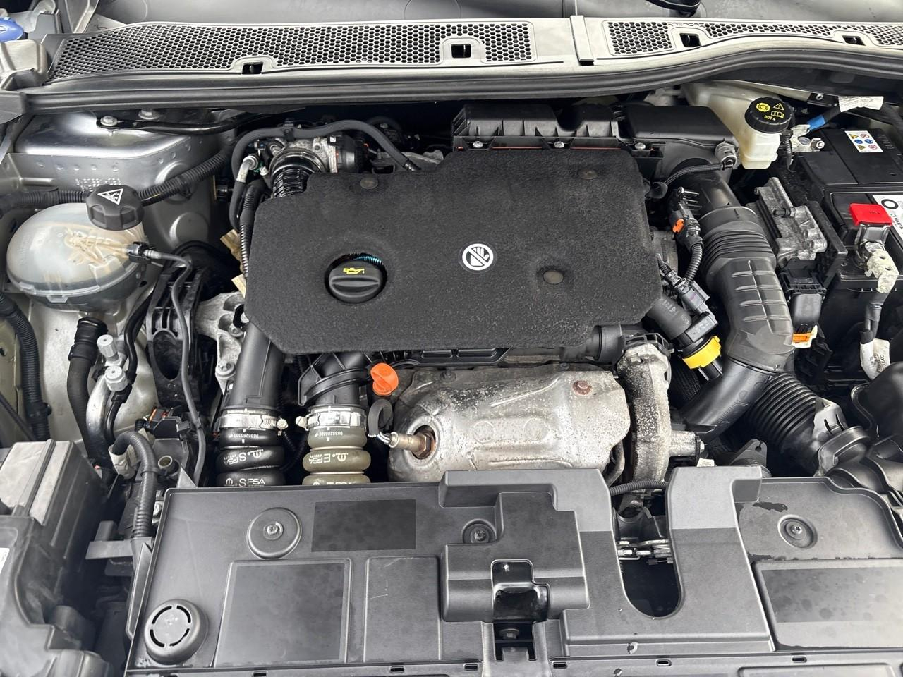 Citroën C4 bluehdi 130ch s&s feel pack eat8 — photo 12