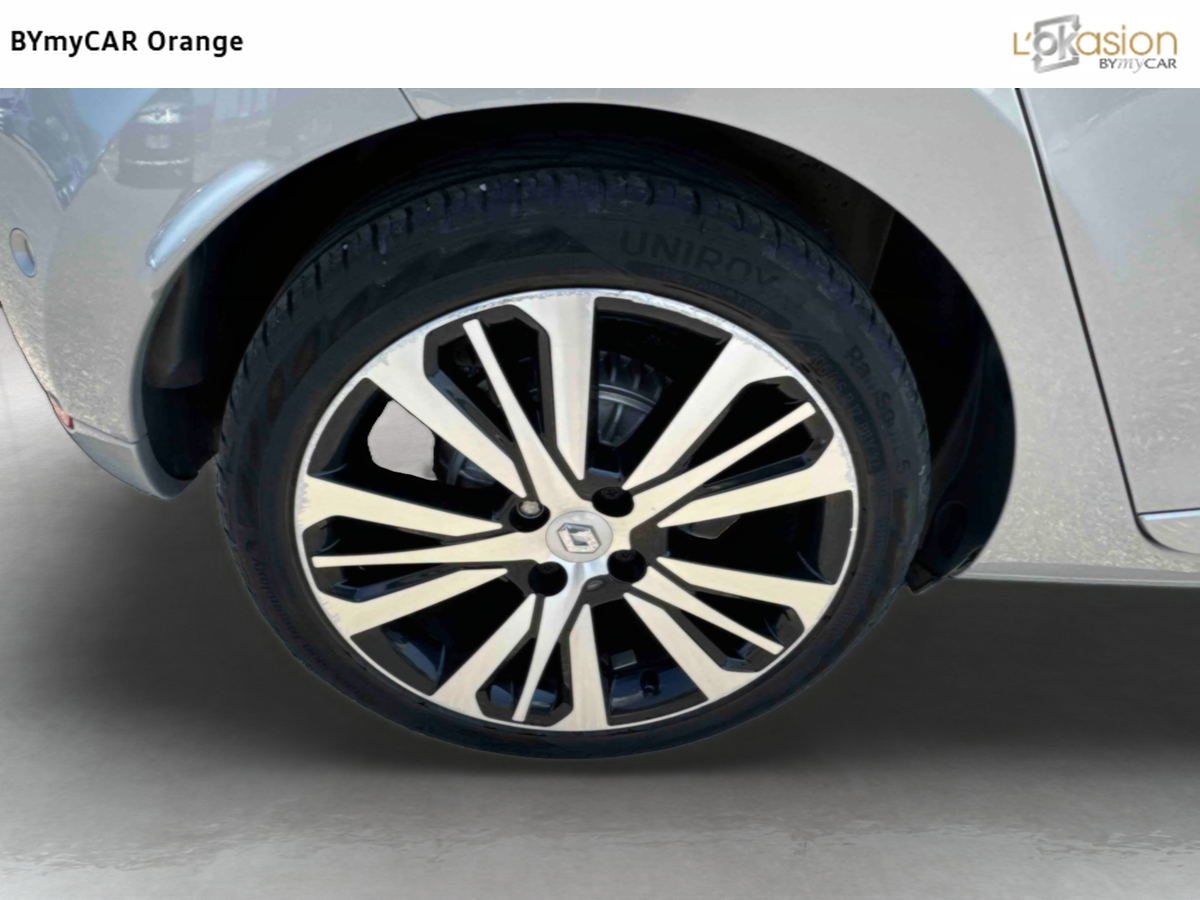 Renault Clio TCe 120 Energy EDC — photo 9