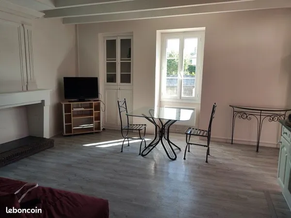 Mirambeau (17150) - Le Petit Niort - Meublé T3 de 55 m²