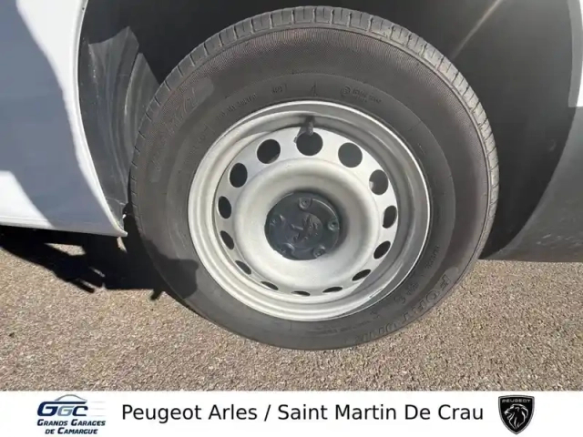 Peugeot Partner e- ca xl 100 kw (136 ch) batterie 50 kwh — photo 11