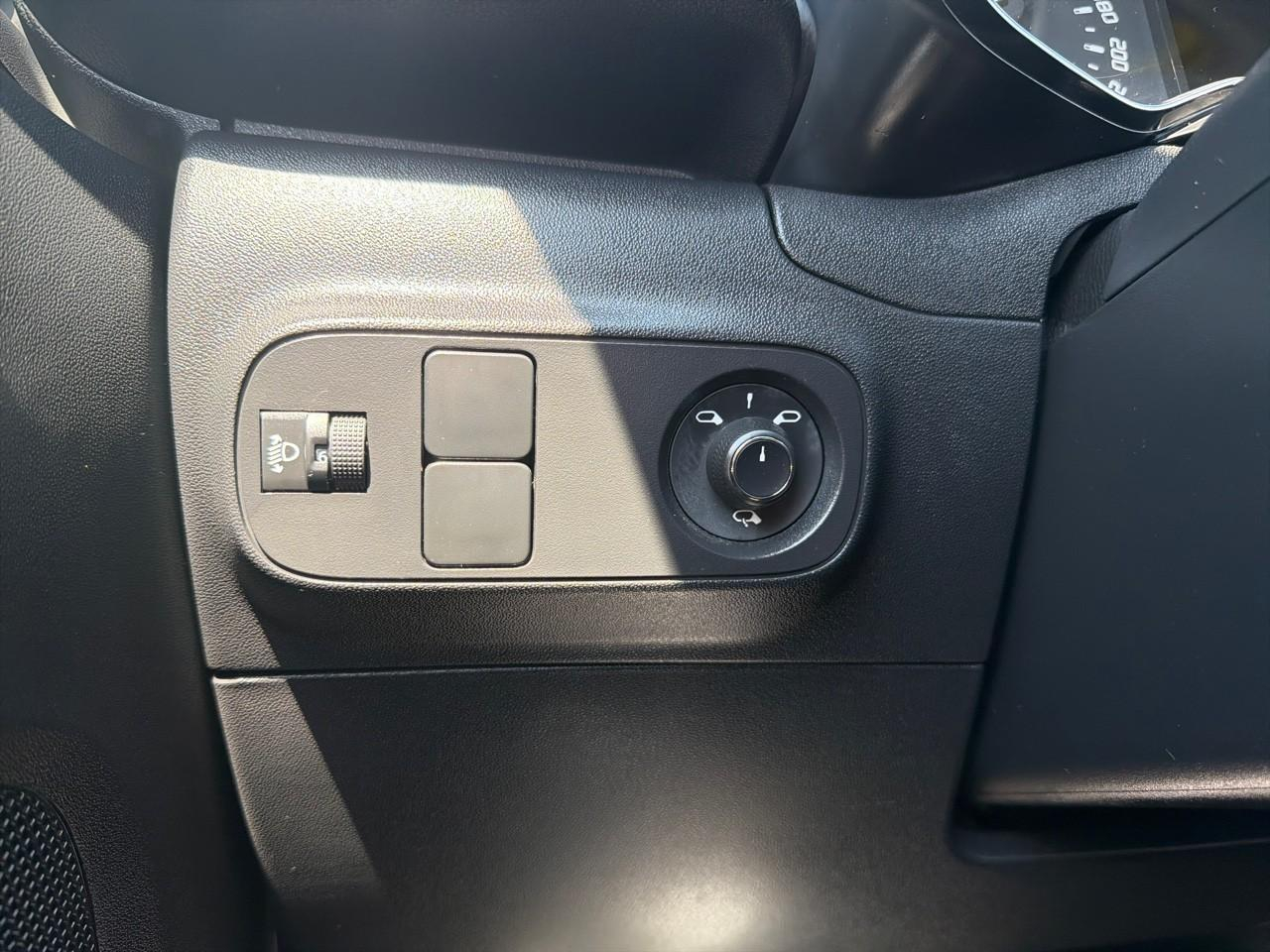Citroën C3 1.2 puretech 83ch s&s max — photo 18