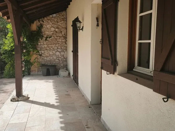 Maison 4 pièces 84 m²