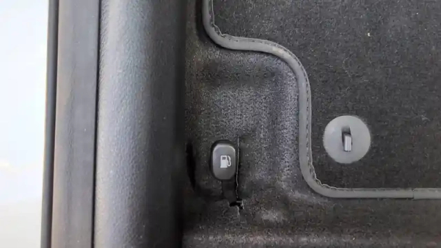 Kia Stonic 1.0 t-gdi 100 ch dct7 — photo 21