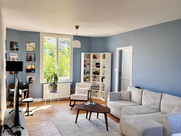 Maison rénovée 124 m² - 3 chambres- terrain 863 m² - DPE C
