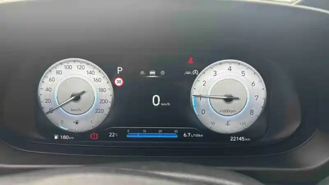 Hyundai I20 1.0 t-gdi 100 dct-7 hybrid 48v — photo 23