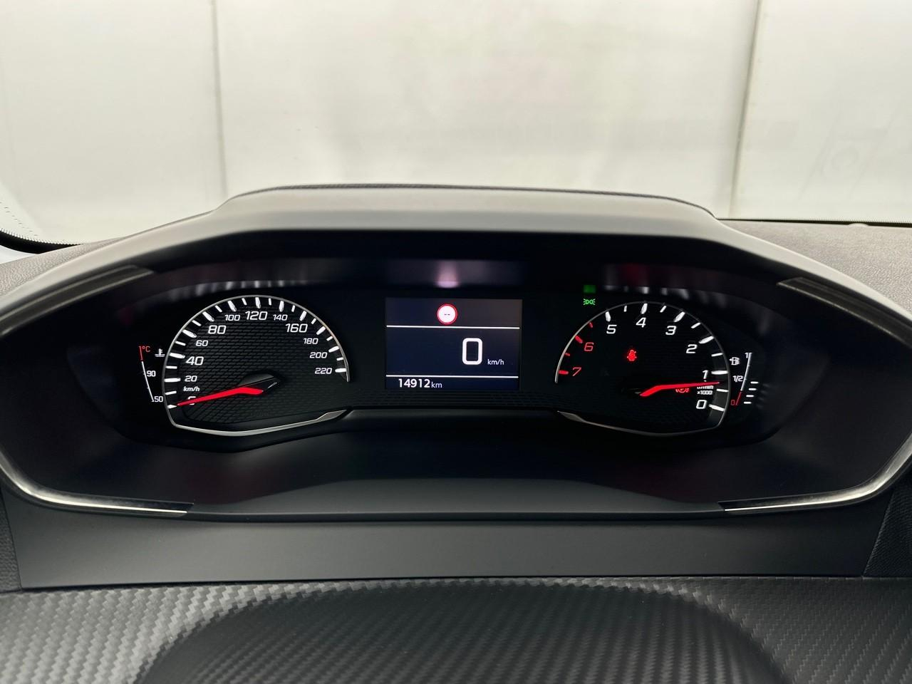 Peugeot 208 puretech 100 s&s bvm6 style — photo 21