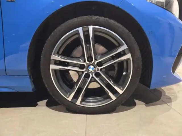 Bmw Serie 1 série 1 118ia 136ch m sport dkg7 — photo 8