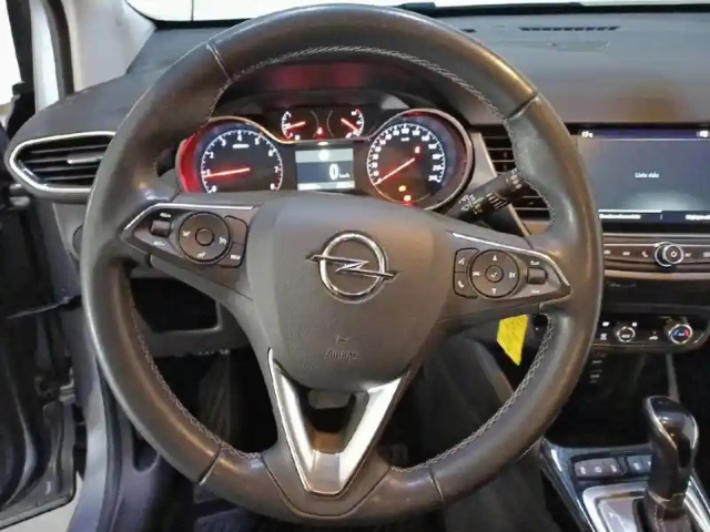 Opel Crossland 1.2 turbo 130 ch bva6 — photo 9