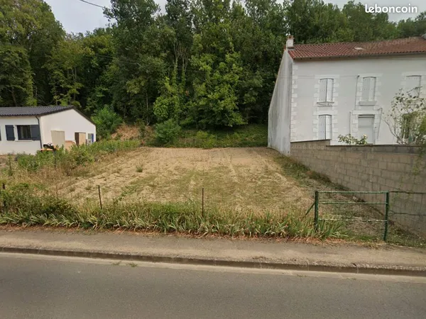 Terrain 354 m² Chasseneuil-du-Poitou