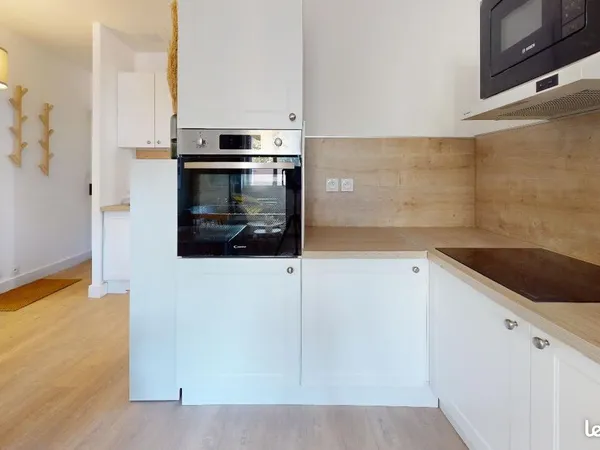 Colocation de 4 chambres dans un bel appartement meublé et rénové à Villeurbanne