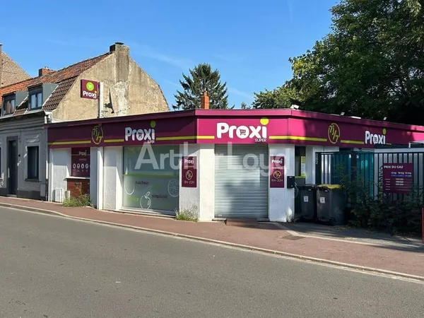 Local commercial 124 m²