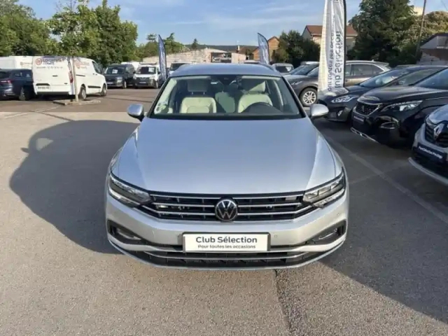 Volkswagen Passat sw 2.0 tdi evo 150ch lounge dsg7 8cv — photo 2