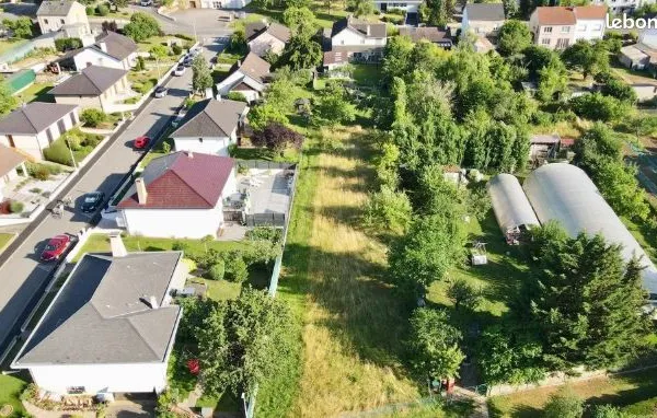 Terrain constructible 1 000 m² à Bertrange - CU obtenu - Division étudiée
