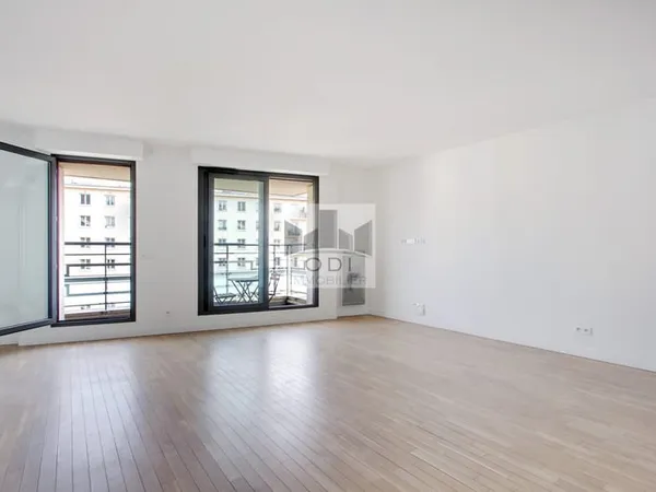 Appartement 3 chambres PARIS 16EME Porte de Saint Cloud