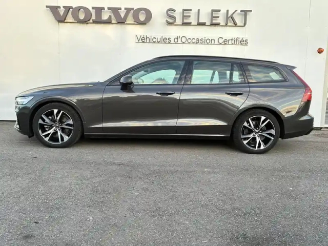 Volvo V60 b4 197 ch dct7 — photo 2