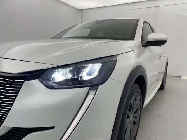 Peugeot 208 electrique 50 kwh 136ch — photo 88