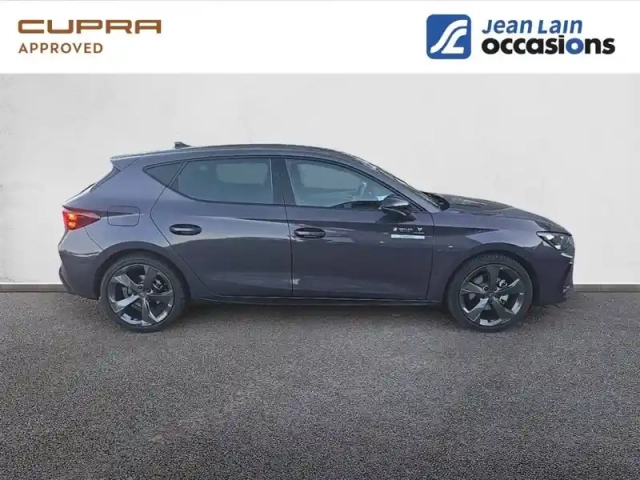 Cupra Leon 1.5 etsi hybrid 150 ch dsg7 — photo 44