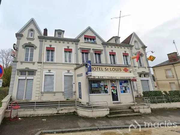 Immeuble 360 m²
